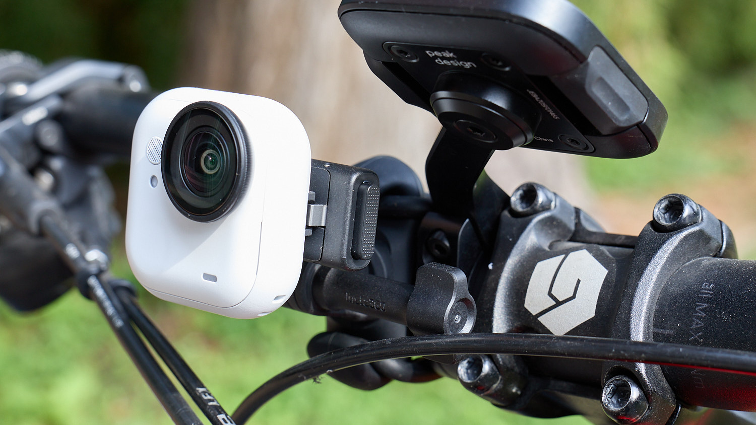 Insta360 Go Ultra